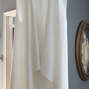 Lightweight waterfall sleeveless white vest ..